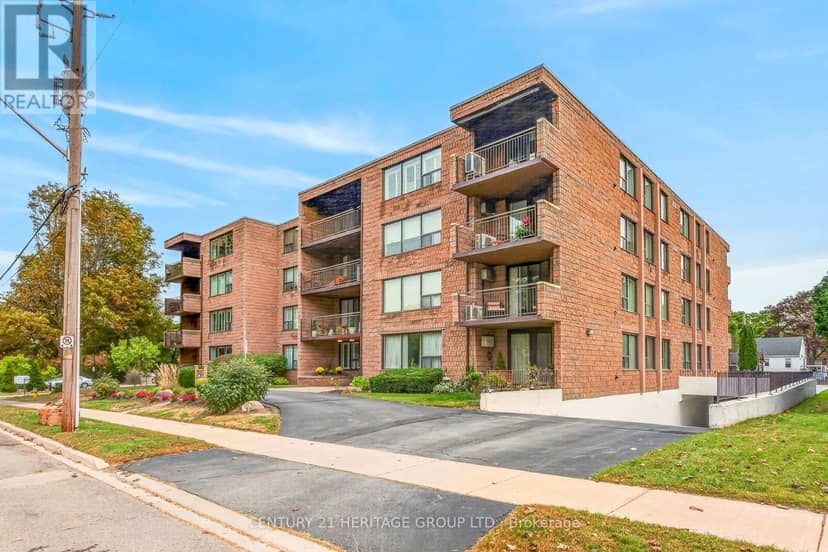 101 - 28 Robinson Street N, Grimsby