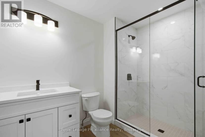50 Mackenzie John Crescent — photo 15 of 29