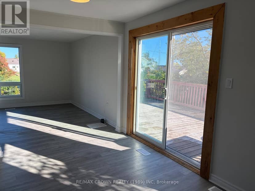 1327 Leroux Avenue — photo 25 of 40