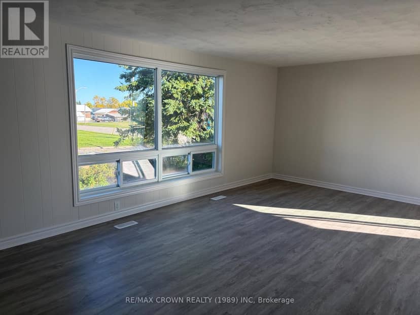 1327 Leroux Avenue — photo 24 of 40
