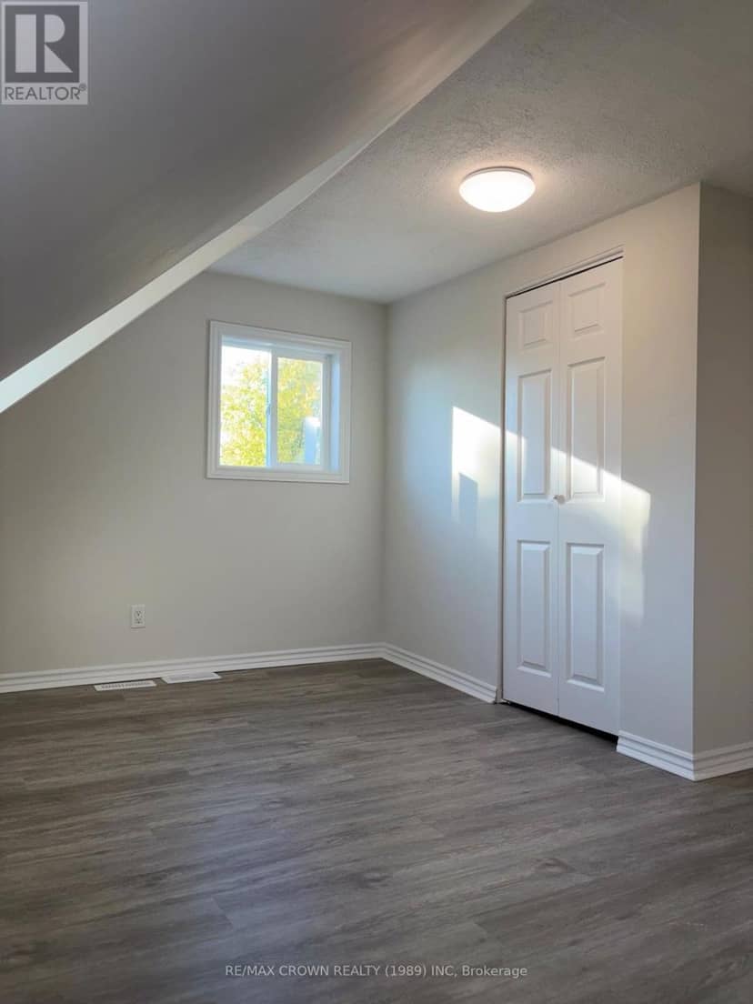 1327 Leroux Avenue — photo 31 of 40