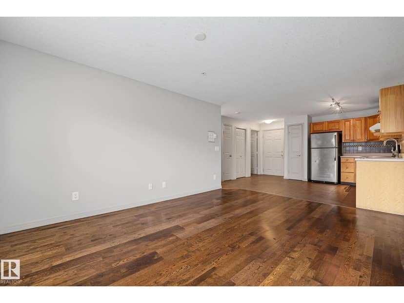 #111 5005 165 AV NW — photo 9 of 40
