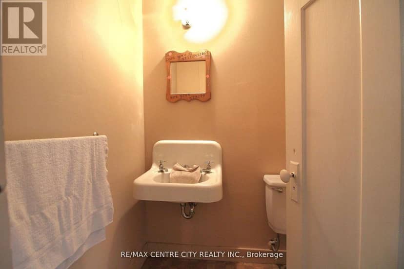 12 Chester Street — photo 8 of 31