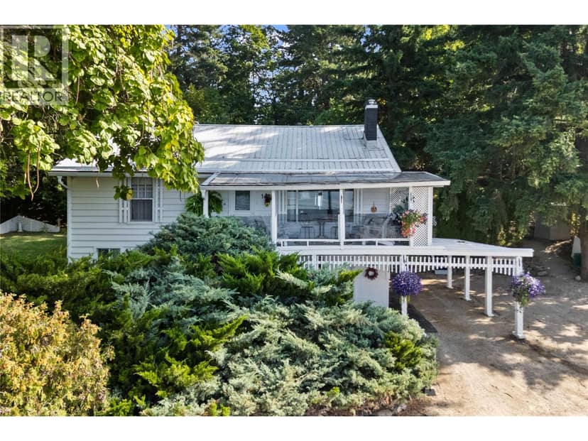 1430 Lakeshore Road NE, Salmon Arm