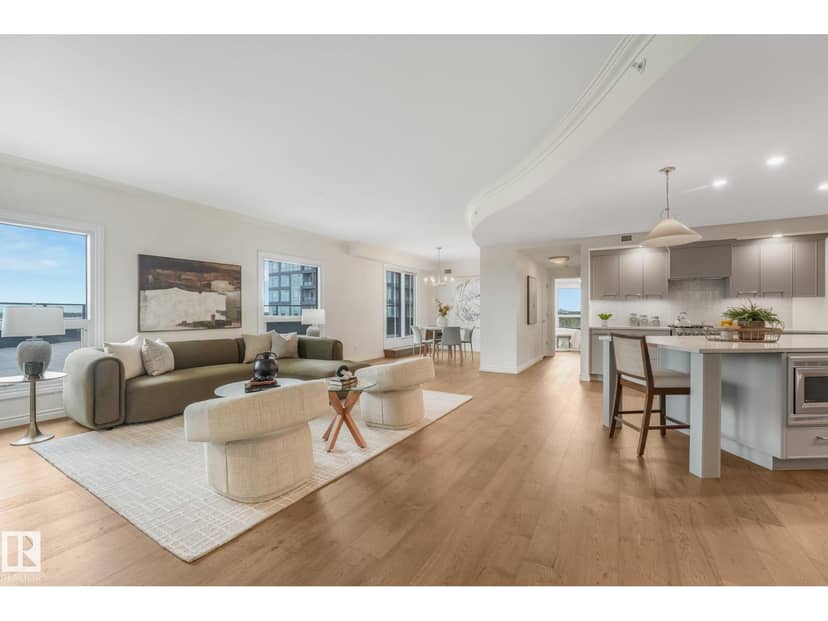 #902 10108 125 ST NW, Edmonton, photo 3