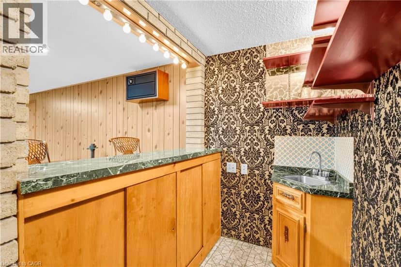 4 DUNREO Drive — photo 37 of 40