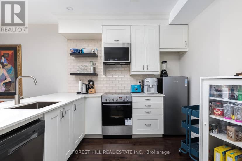 105 Balmoral Avenue — photo 21 of 29