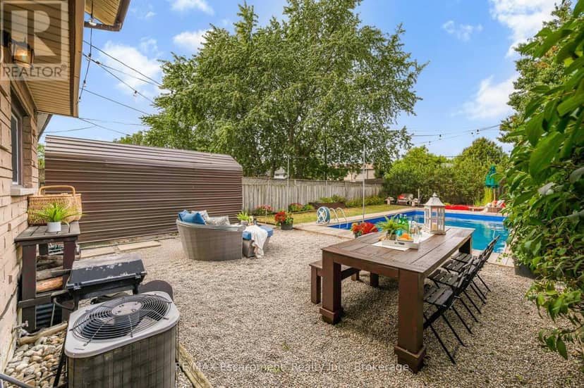 10 Goldfinch Road — photo 30 of 38