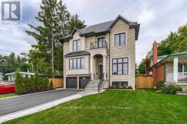 732 West Shore Boulevard, Pickering