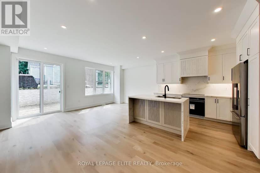 11 Dennison Street S, King, photo 6