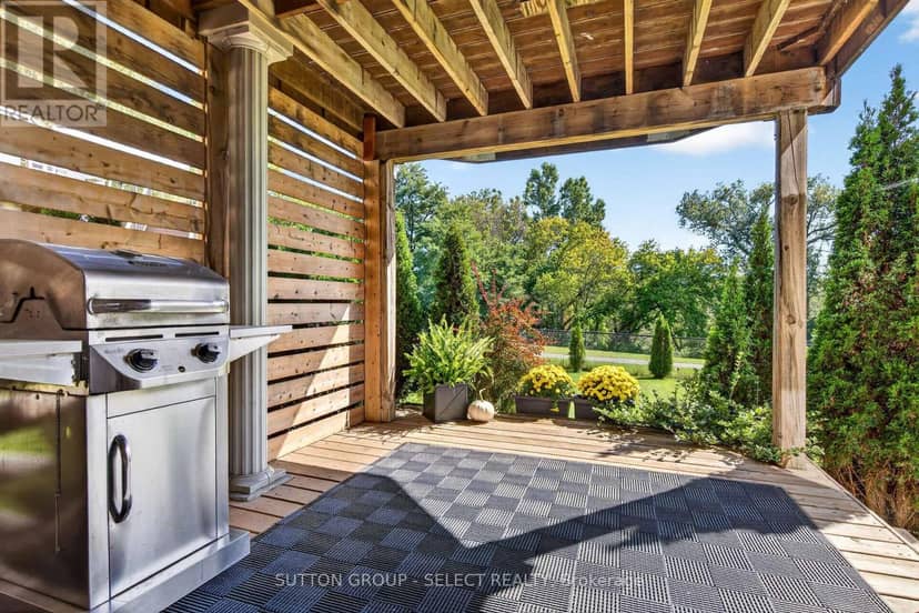 1653 Cedarcreek Crescent — photo 40 of 40