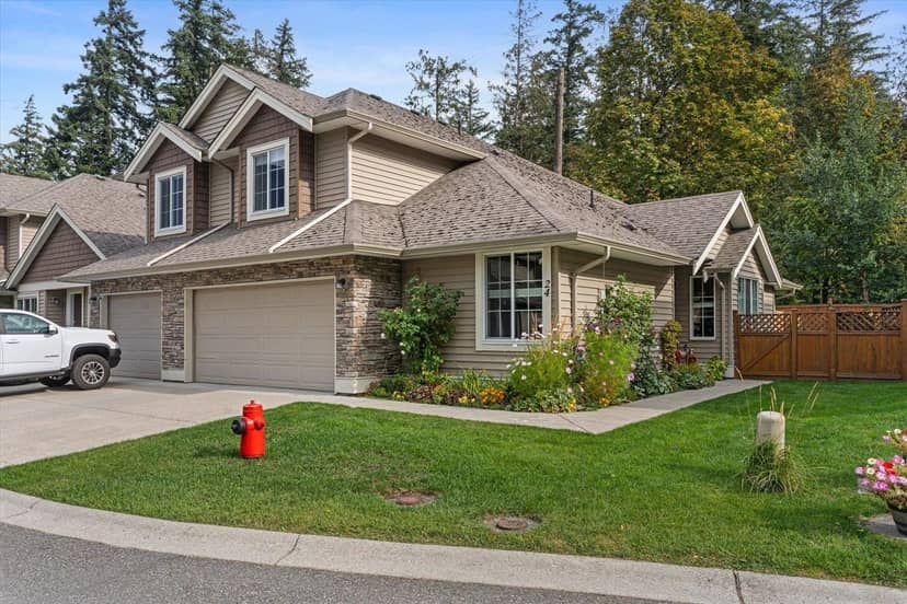 24 1175 7TH AVENUE, Hope, Hope