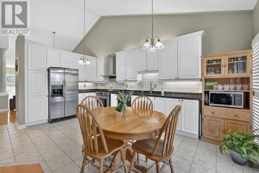 27 Summer Valley Drive — photo 13 of 40