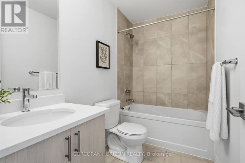 96 - 51 Sparrow Avenue — photo 20 of 25