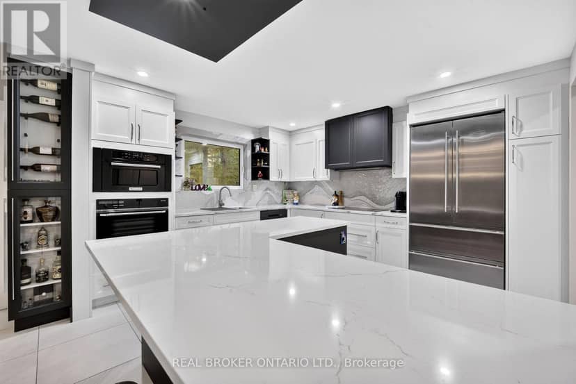 1018 Whites Road — photo 10 of 40