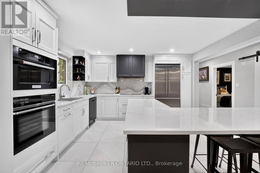 1018 Whites Road — photo 11 of 40