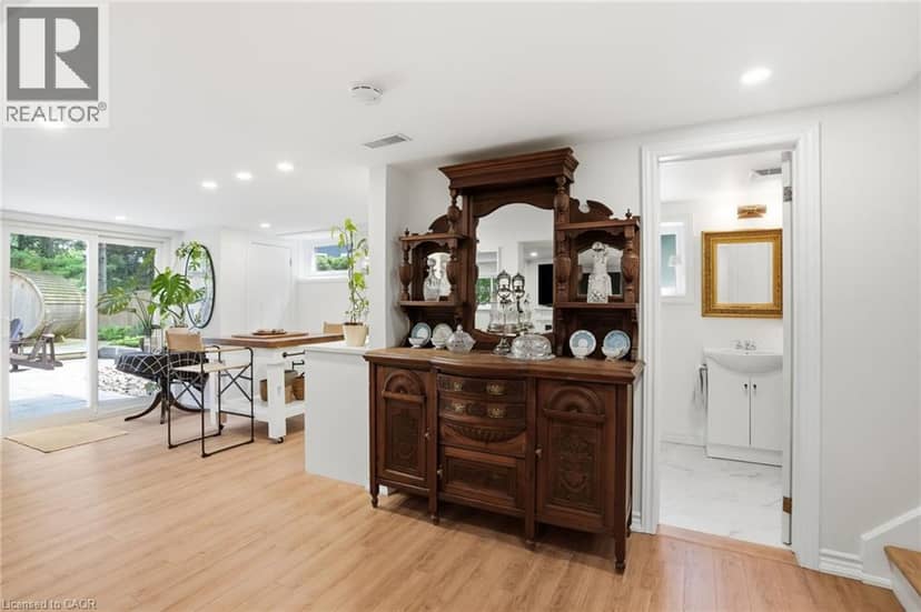 2 JAMESON Drive — photo 35 of 40