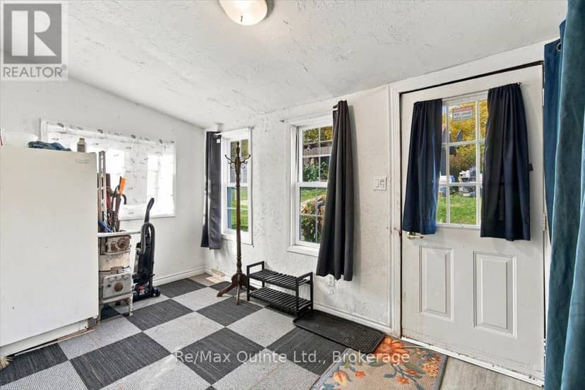 984 Cleveland Road — photo 9 of 27