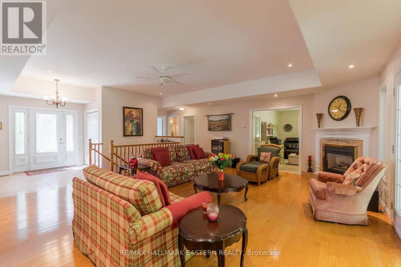 27 Woodland Trail, Kawartha Lakes, photo 6