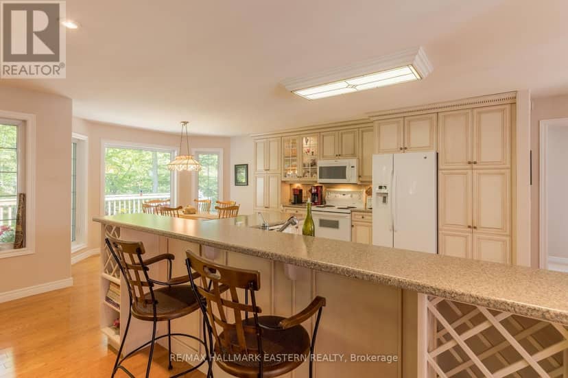 27 Woodland Trail, Kawartha Lakes, photo 7