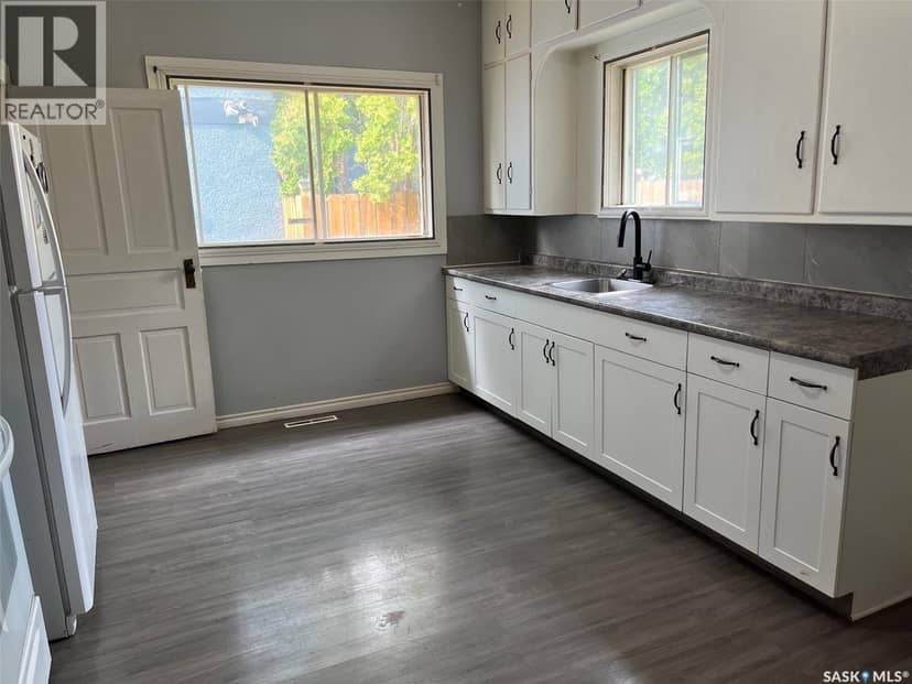 704 West AVENUE, Kamsack, photo 7