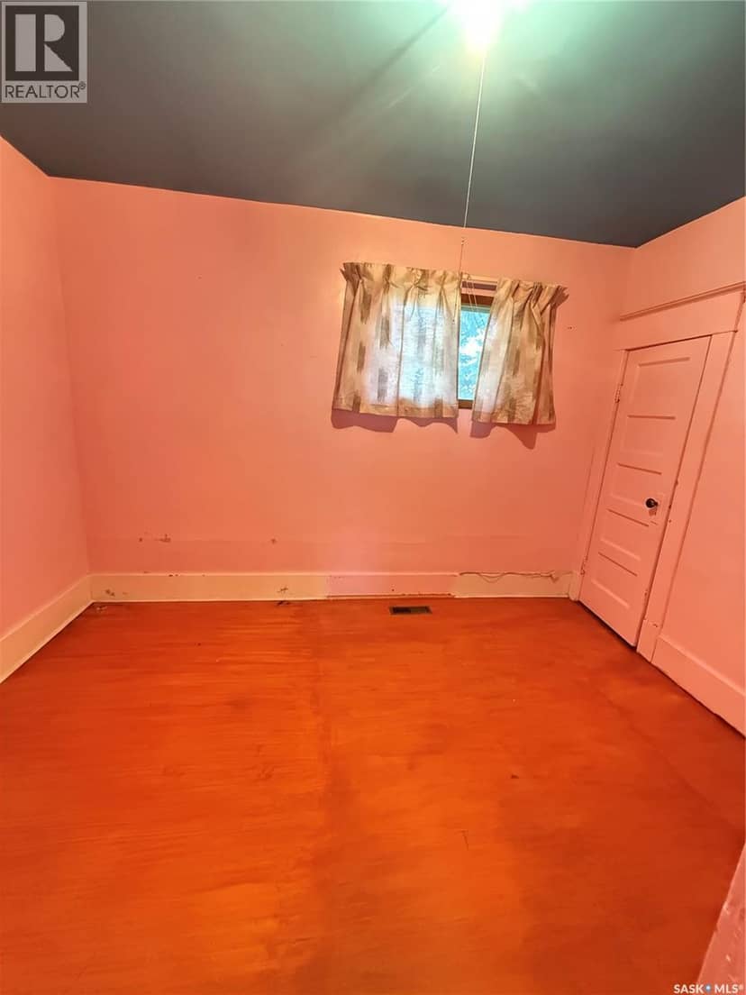 713 Healy AVENUE, Radville, photo 5