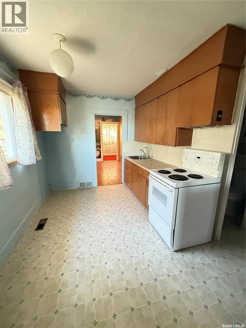 713 Healy AVENUE, Radville, photo 8