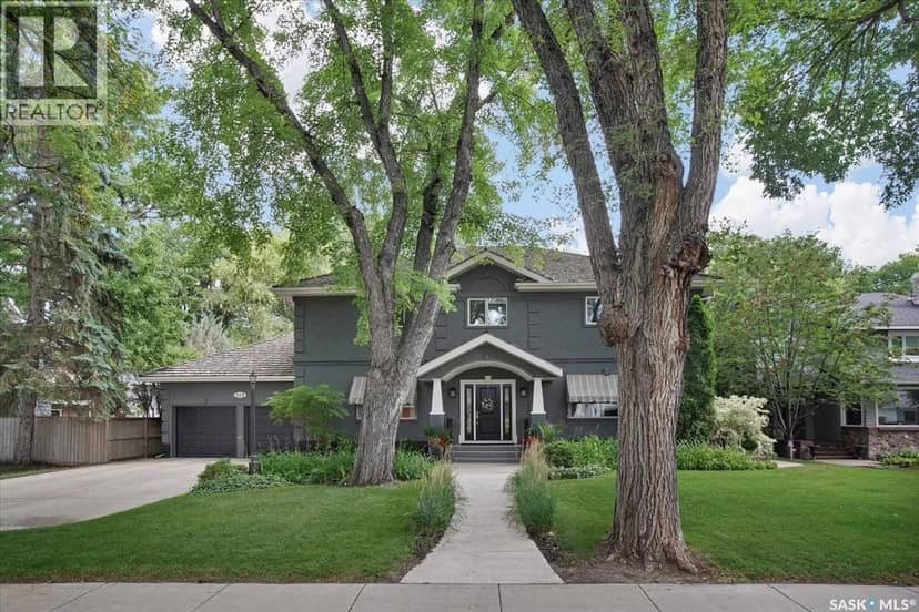 310 Saskatchewan CRESCENT W — photo 1 of 40