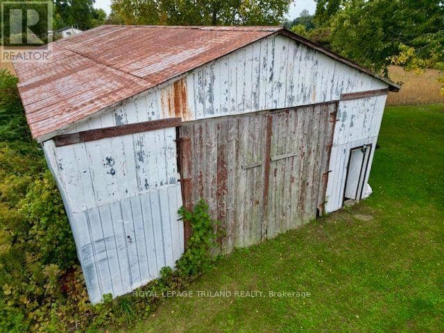 975 Concession Drive, Southwest Middlesex, photo 6