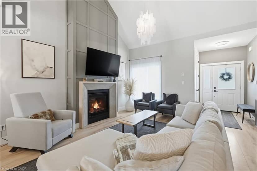 744 NELSON Street W Unit# 4 — photo 7 of 38
