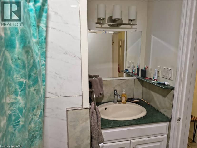2428 EILEEN Drive — photo 33 of 40