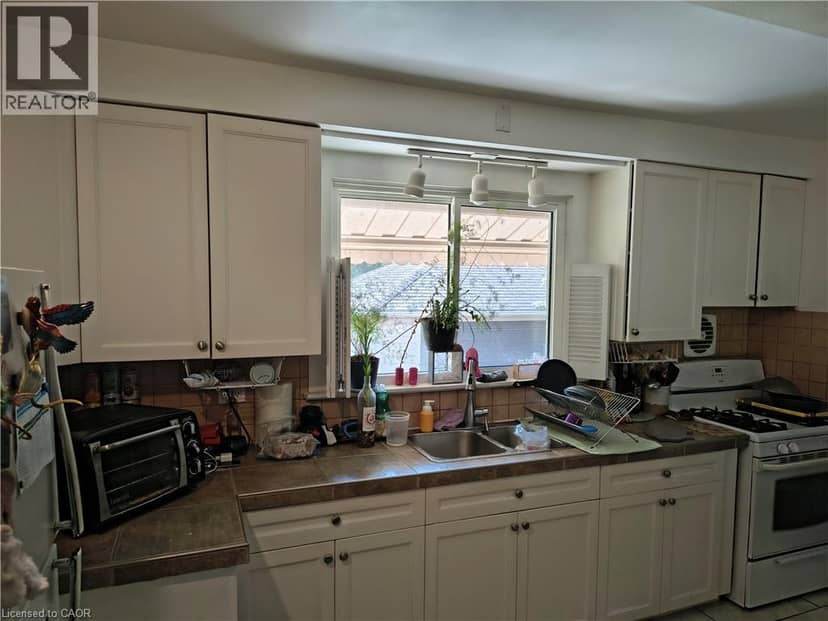 2428 EILEEN Drive — photo 24 of 40
