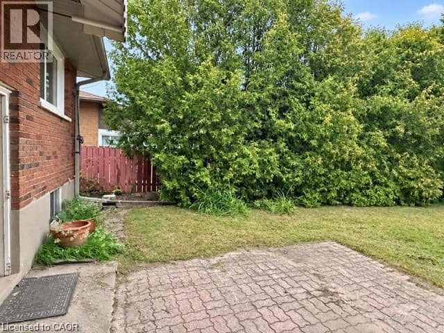 2428 EILEEN Drive — photo 10 of 40