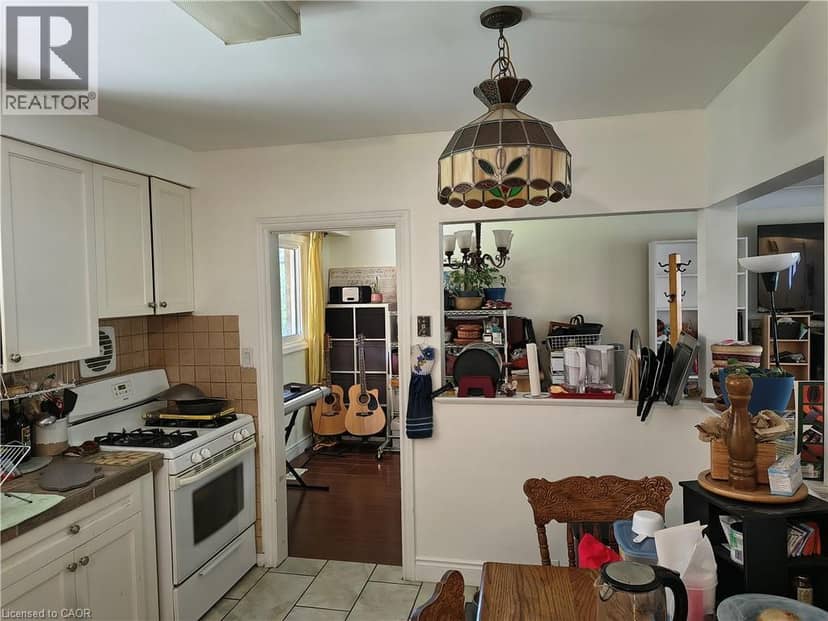 2428 EILEEN Drive — photo 22 of 40