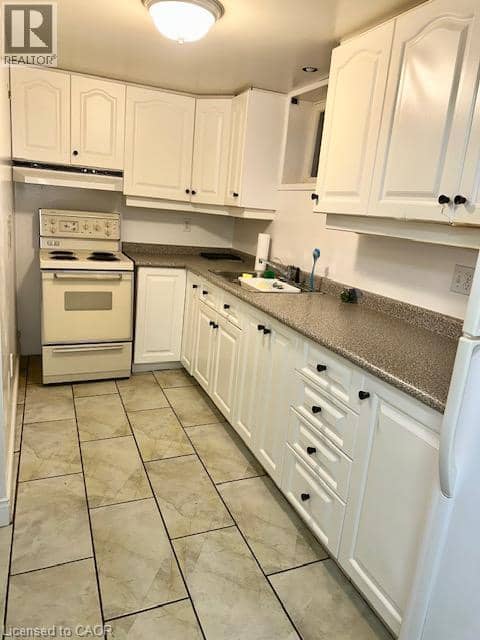 2428 EILEEN Drive — photo 35 of 40