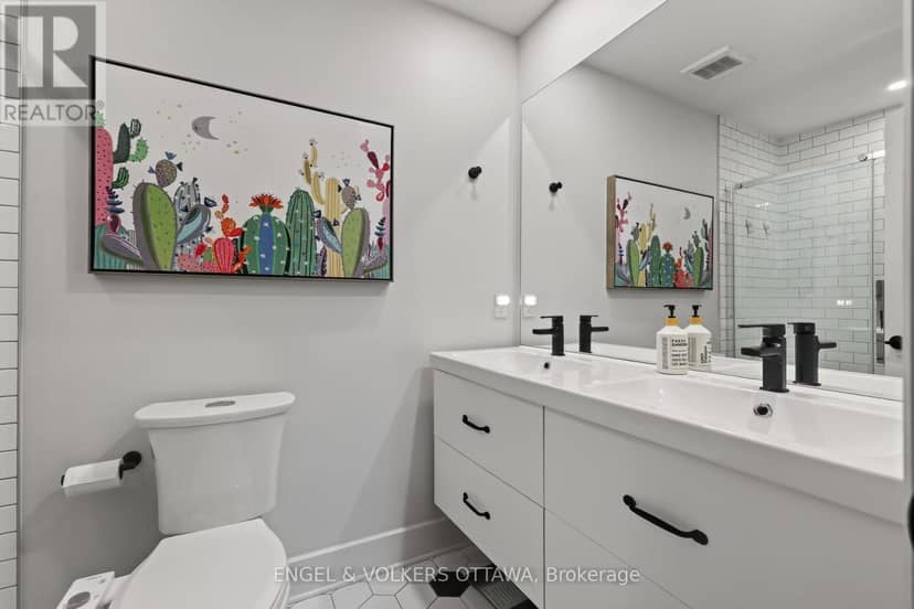 304 Riverdale Avenue — photo 21 of 40