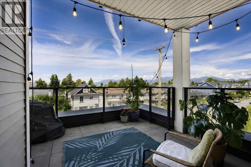 303 4882 Slocan Street — photo 19 of 27
