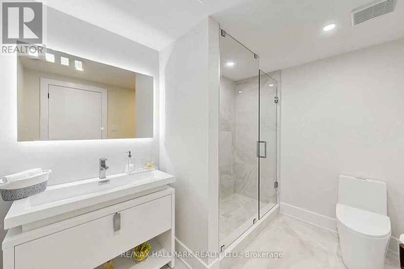 63 Willett Crescent — photo 36 of 39
