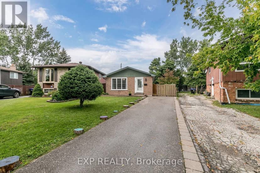 62 Courtice Crescent — photo 2 of 40