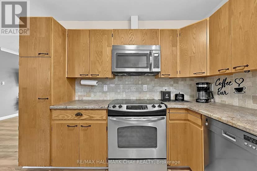 116 Shirley Avenue — photo 7 of 38