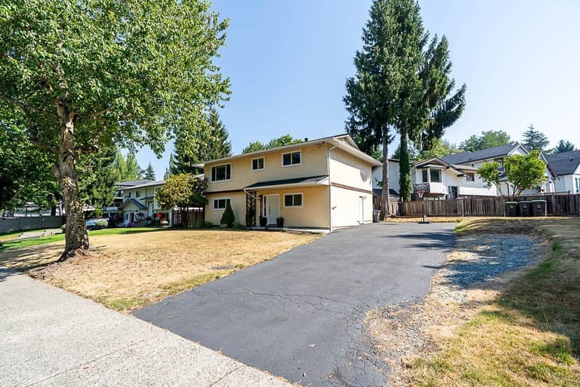 6304 Sundance Drive, Surrey