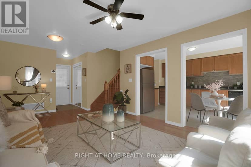 84 Dougherty Crescent — photo 9 of 19