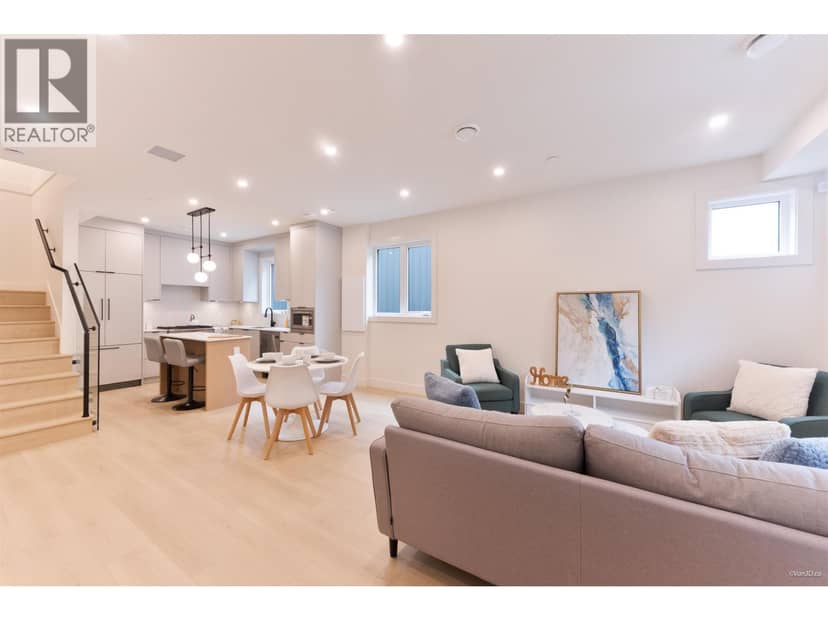 3 7270 17TH AVENUE, Burnaby
