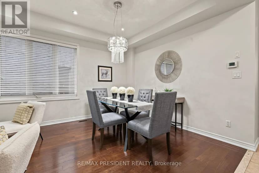 17 McCartney Street — photo 8 of 40