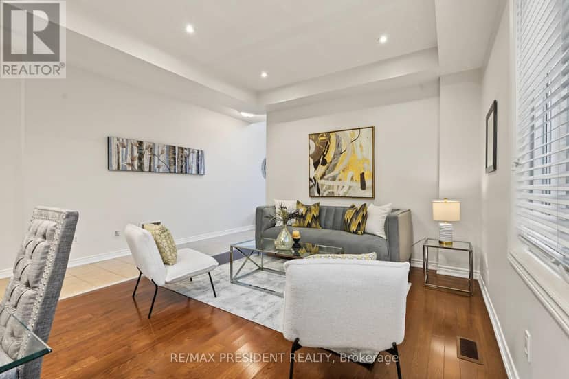 17 McCartney Street — photo 7 of 40