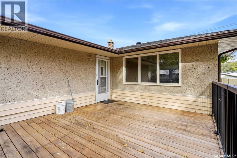 148 Woodward AVENUE — photo 39 of 40