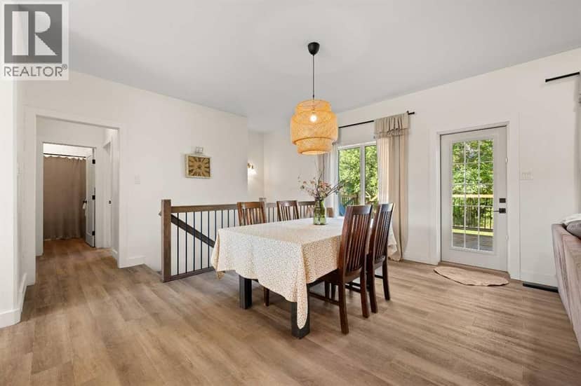 Part of SE 27-45-27W3 — photo 15 of 40