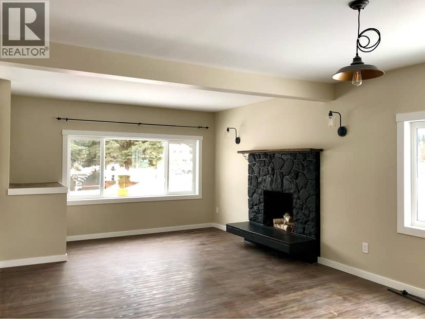 4186 2ND AVENUE, Smithers, photo 7