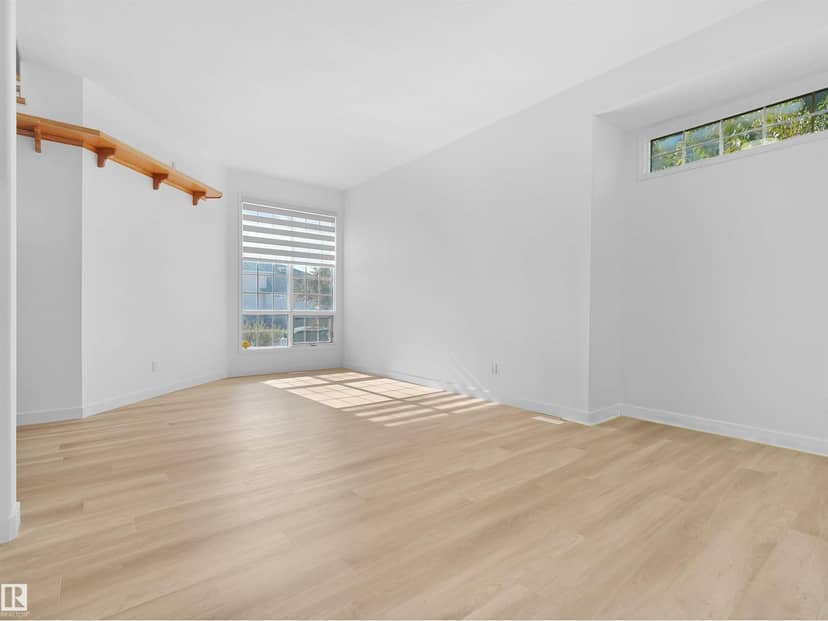 2908 44A AV NW — photo 14 of 40
