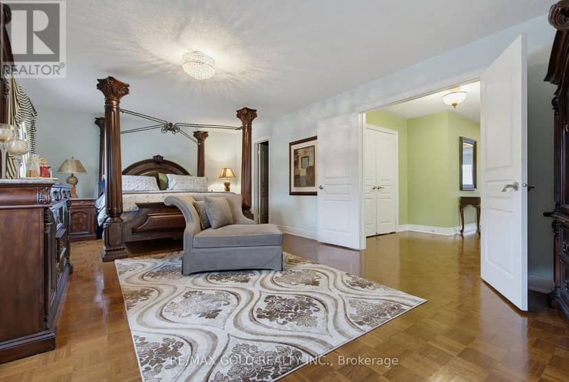 34 Lexington Road — photo 14 of 35